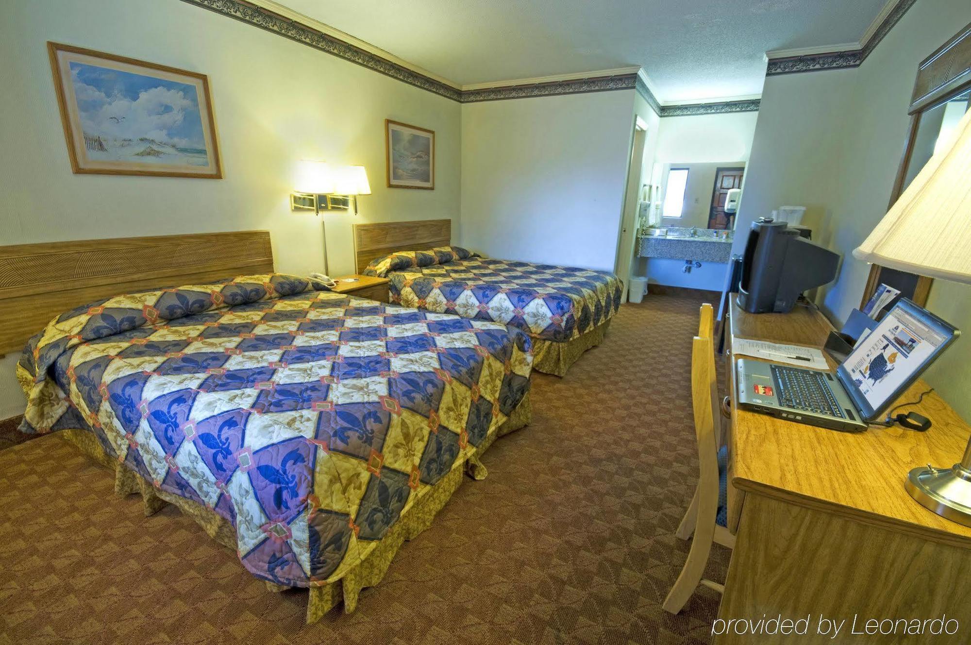 Loyalty Inn Рокингем Номер фото